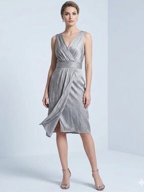 Suzi Chin for Maggy Boutique Taupe Crinkle Metallic V-Neck Cocktail Dress